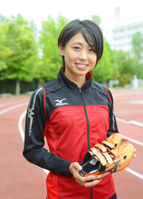 今 陸上競技界で注目のアスリート 中京大学 市川華菜選手をサポート アークレイ株式会社